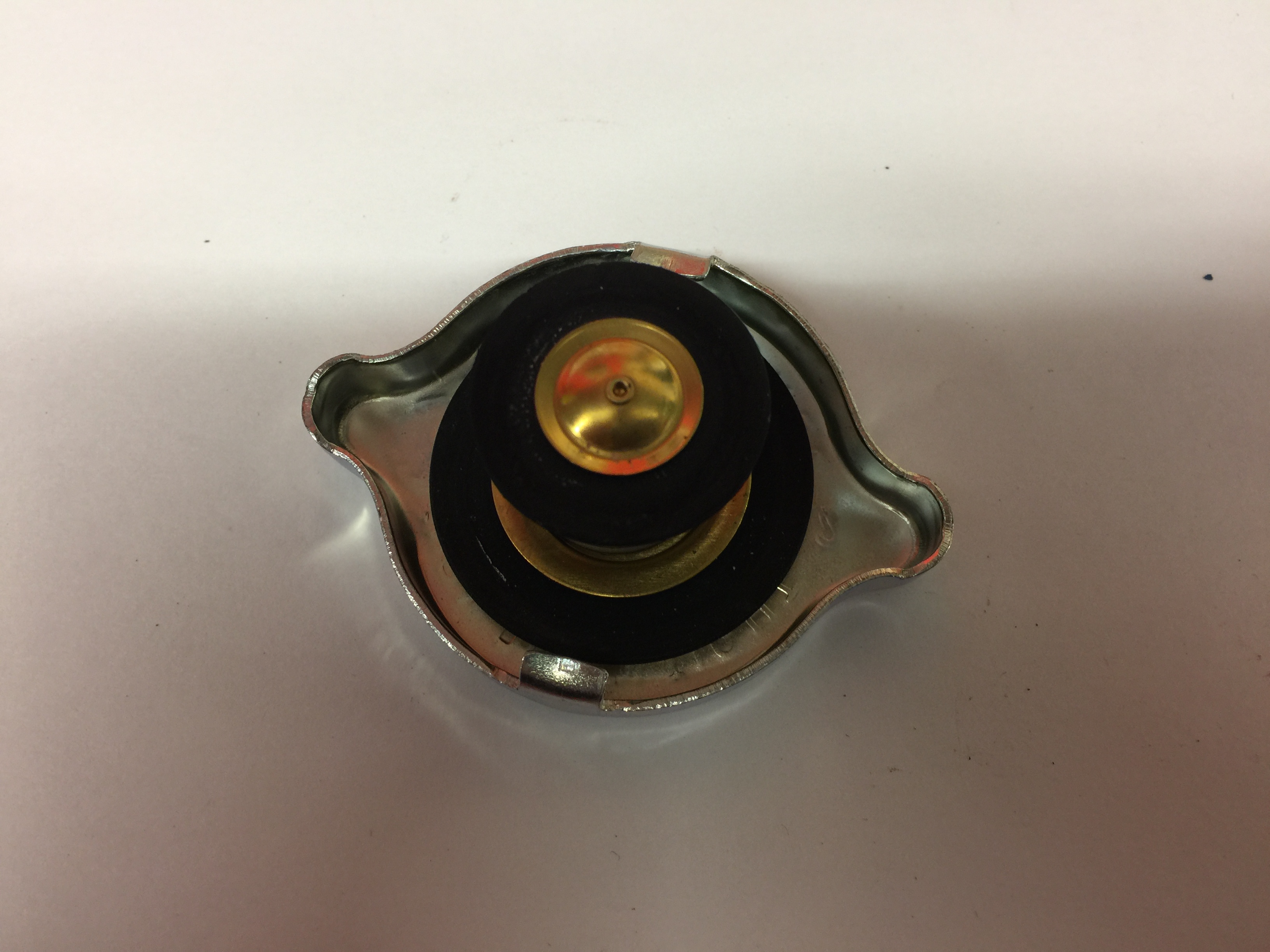 922070 RADIATOR CAP WITH GASKET 1.2 BAR Eccleston Aviation